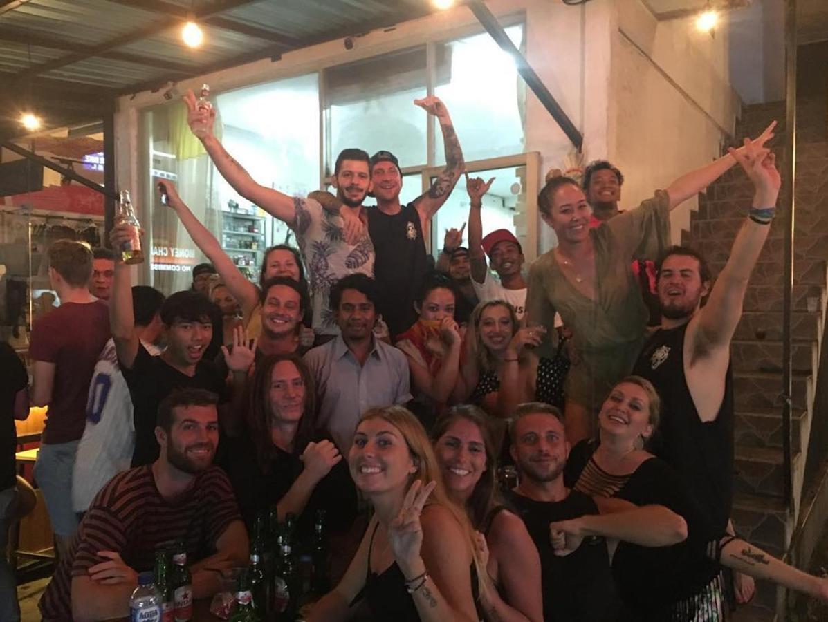 The Tipsy Gypsy Hostel Canggu Εξωτερικό φωτογραφία